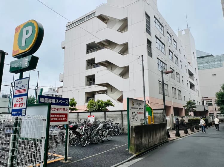 駐輪場